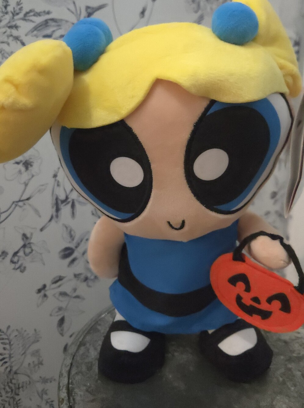 Bubbles Plush Animated with Pumpkin Treat Bag - Blue & Yellow - Picture 3 of 5